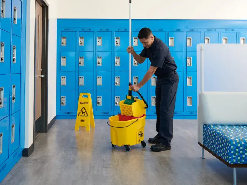 Cómo mantener limpias y desinfectadas las instalaciones educativas